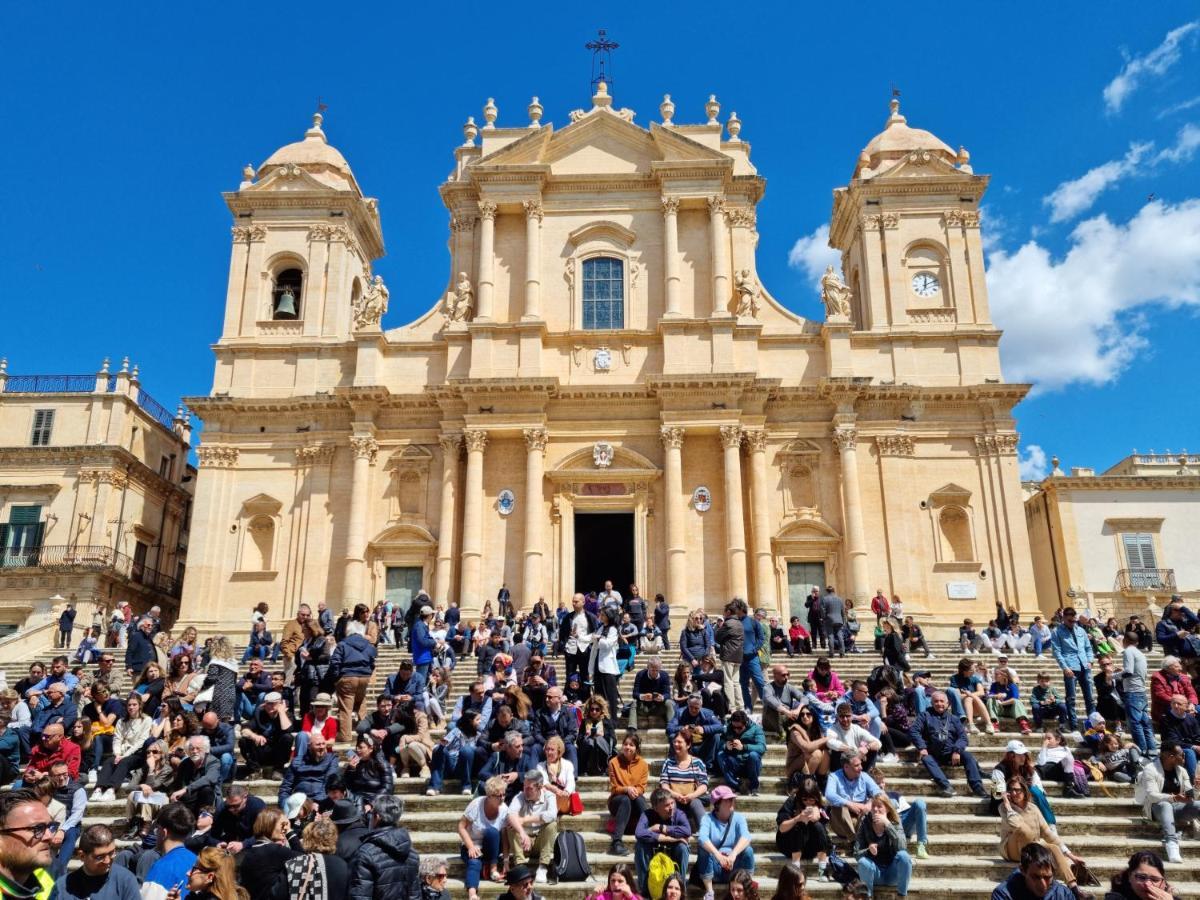 Casa Bommegna Noto Exterior foto